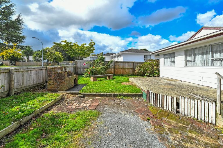 Photo of property in 17 Fairdale Avenue, Red Hill, Papakura, 2110