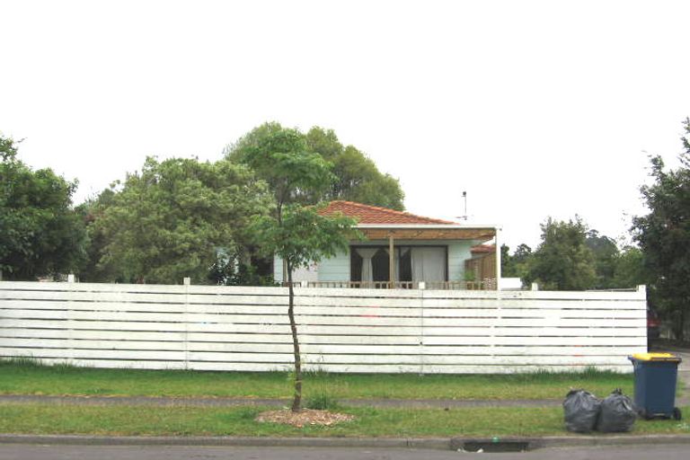 Photo of property in 43 Arodella Crescent, Ranui, Auckland, 0612