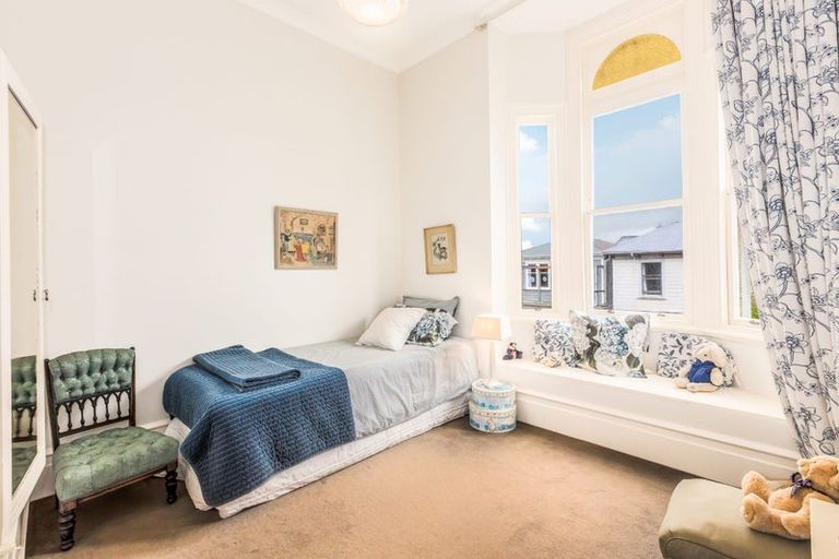 Photo of property in 23 Hobson Crescent, Thorndon, Wellington, 6011