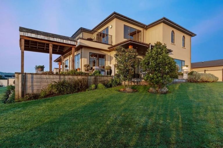 Photo of property in 166 Oriental Parade, Papamoa Beach, Papamoa, 3118