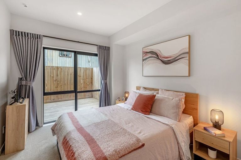 Photo of property in 12 Parenga Lane, Kumeu, 0810