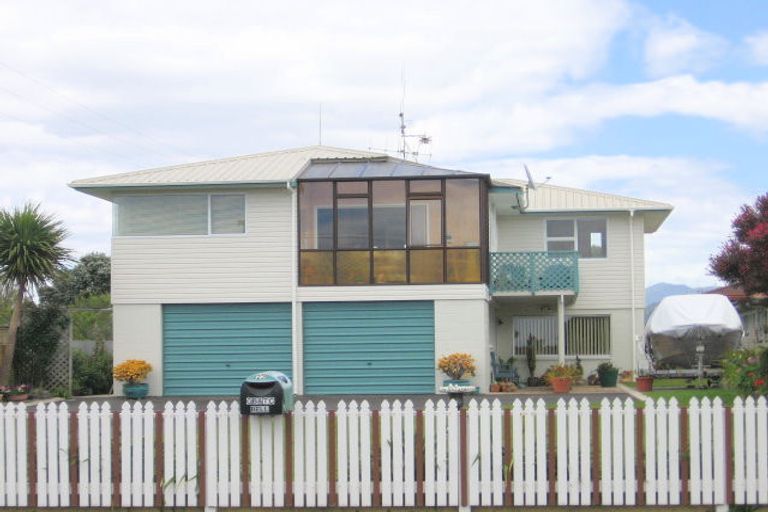 Photo of property in 22 Tatai Road, Bowentown, Katikati, 3177