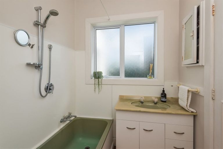 Photo of property in 47 Penrith Avenue, Somerfield, Christchurch, 8024