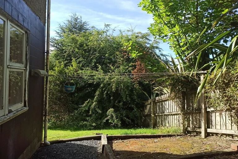 Photo of property in 130 Gladstone Road, Dalmore, Dunedin, 9010