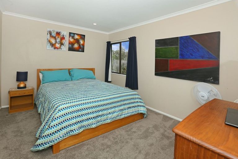 Photo of property in 30 Carnelian Court, Westgate, Auckland, 0614
