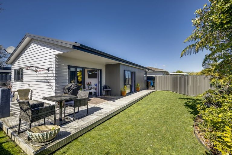 Photo of property in 2b Kauri Street, Taradale, Napier, 4112