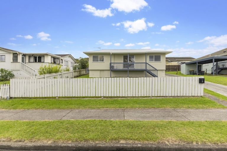 Photo of property in 3 Palermo Place, Clover Park, Auckland, 2023