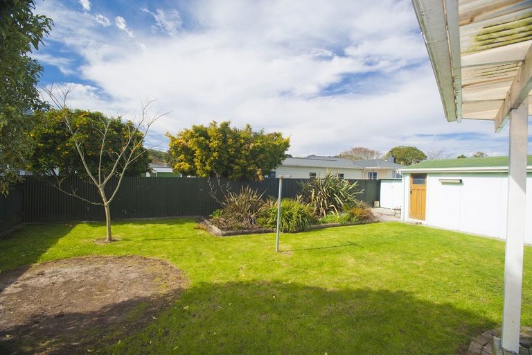 Photo of property in 21 Turenne Street, Inner Kaiti, Gisborne, 4010