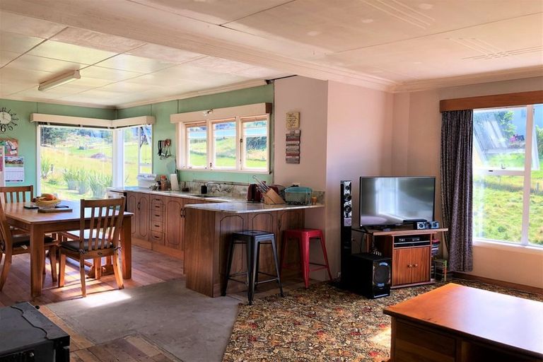 Photo of property in 6 Ross Street, Balclutha, 9230