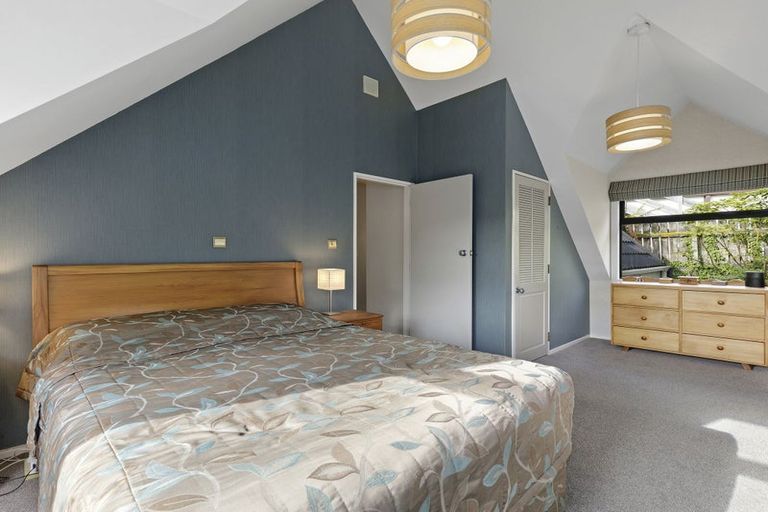 Photo of property in 2 Dunleith Grove, Silverstream, Upper Hutt, 5019