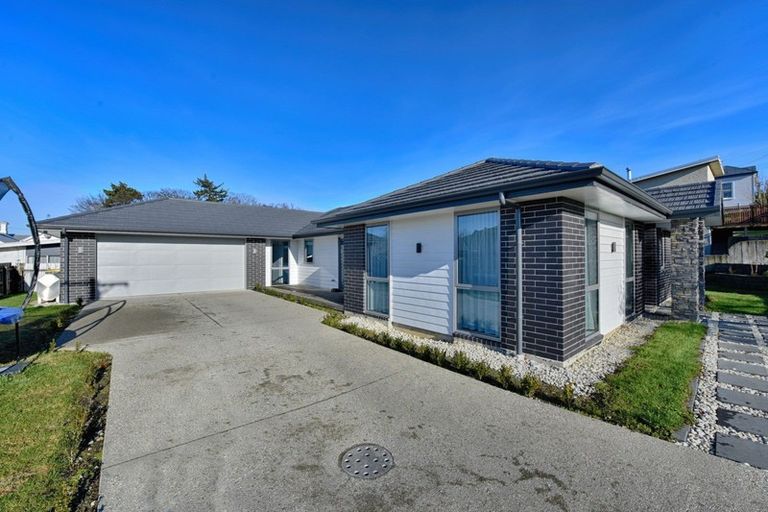 Photo of property in 14 Mary Street, Gore, 9710