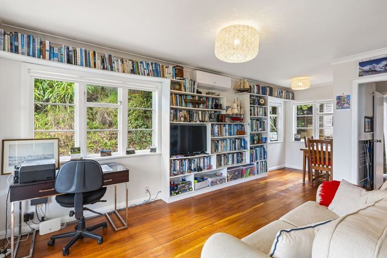 Photo of property in 10 Rosetta Road, Raumati South, Paraparaumu, 5032