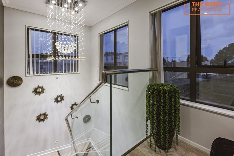 Photo of property in 37 Margaret Road, Papatoetoe, Auckland, 2025