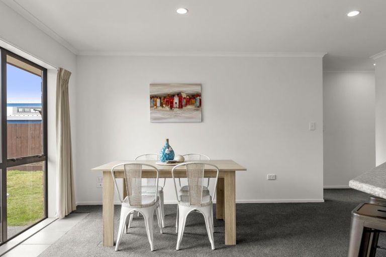 Photo of property in 19 Palm Springs Boulevard, Papamoa Beach, Papamoa, 3118