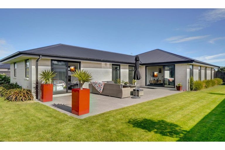 Photo of property in 32 Shrimpton Avenue, Woodend, 7610