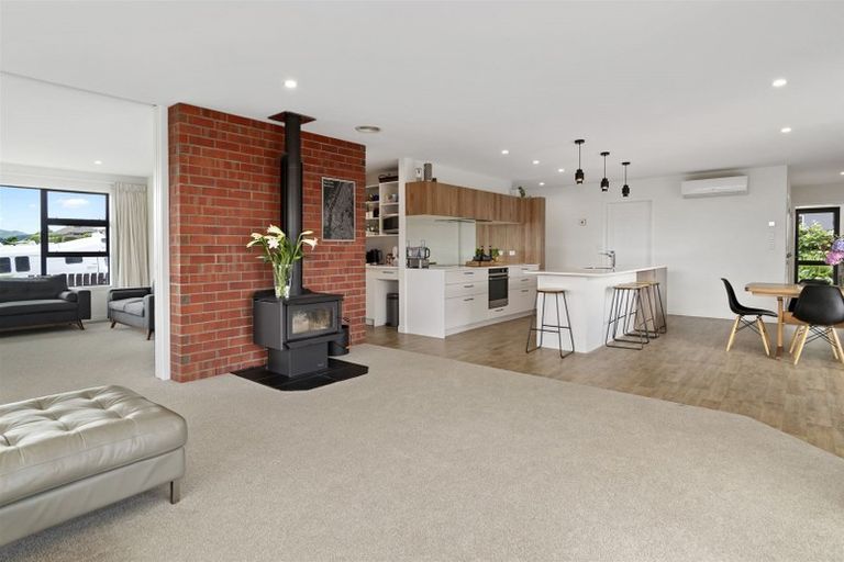 Photo of property in 110 Waikite Road, Welcome Bay, Tauranga, 3175