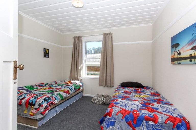 Photo of property in 6 Morley Street, New Plymouth, 4310