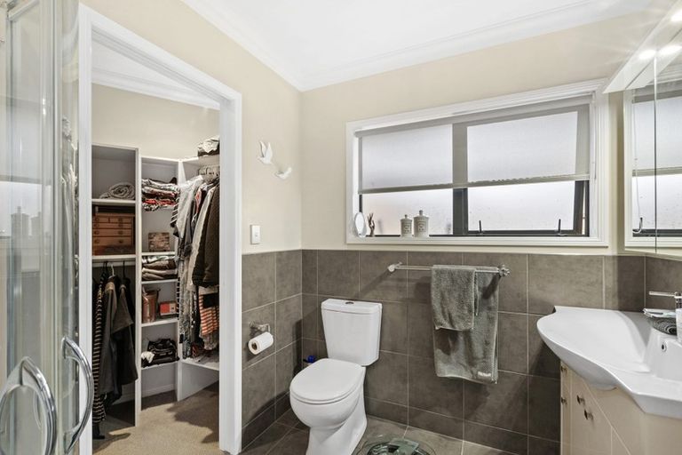 Photo of property in 69b Karamea Street, Whalers Gate, New Plymouth, 4310