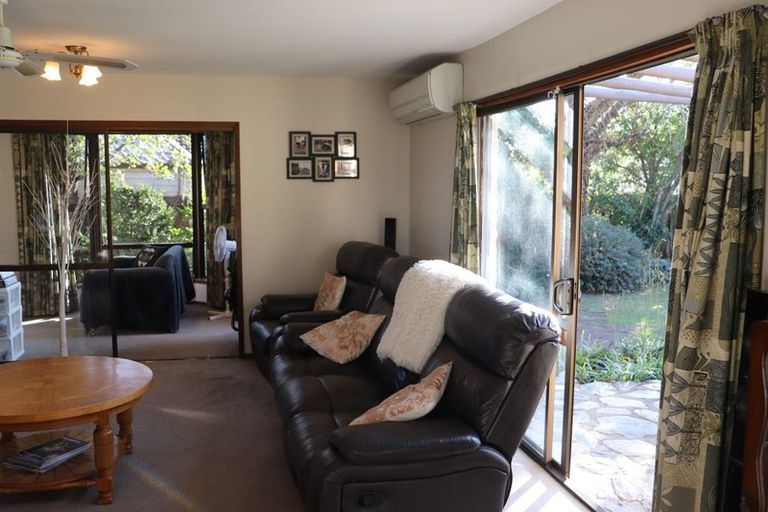 Photo of property in 53 Bush Street, Rangiora, 7400