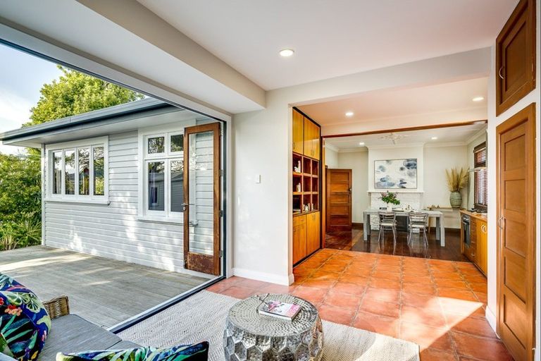 Photo of property in 416 Grays Road, Saint Leonards, Hastings, 4120