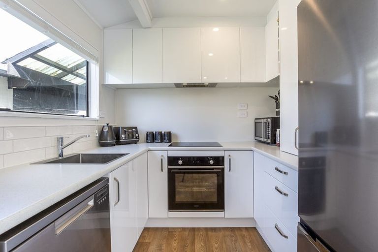 Photo of property in 2/13 Warriston Avenue, Waiuku, 2123