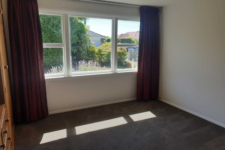 Photo of property in 6 Oakdale Street, Avonhead, Christchurch, 8042