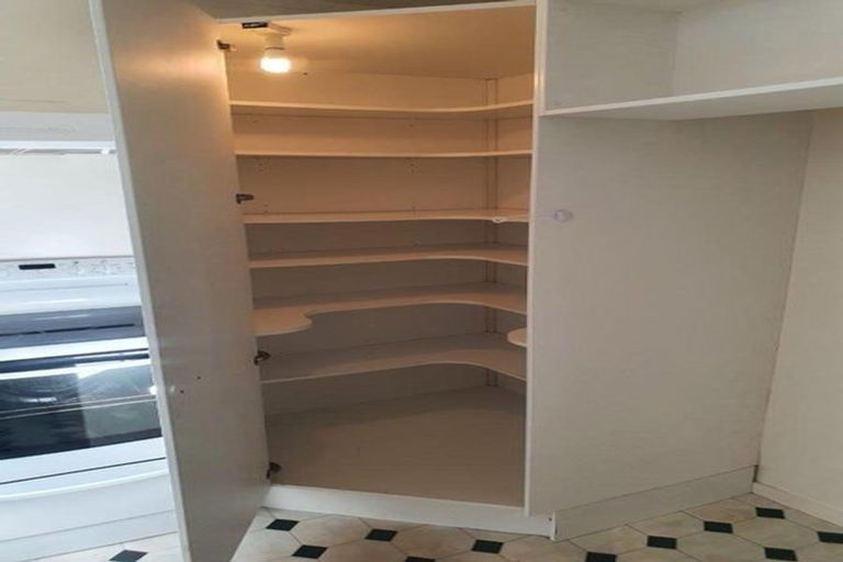 Photo of property in 16a Parsons Glen, Karori, Wellington, 6012