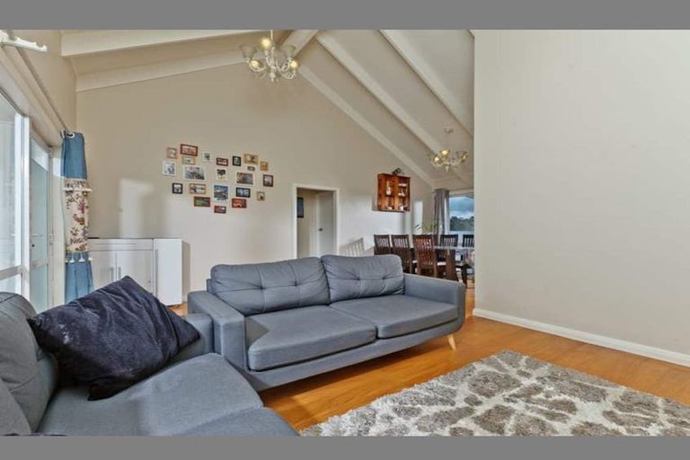 Photo of property in 20 Orton Street, Glenfield, Auckland, 0627