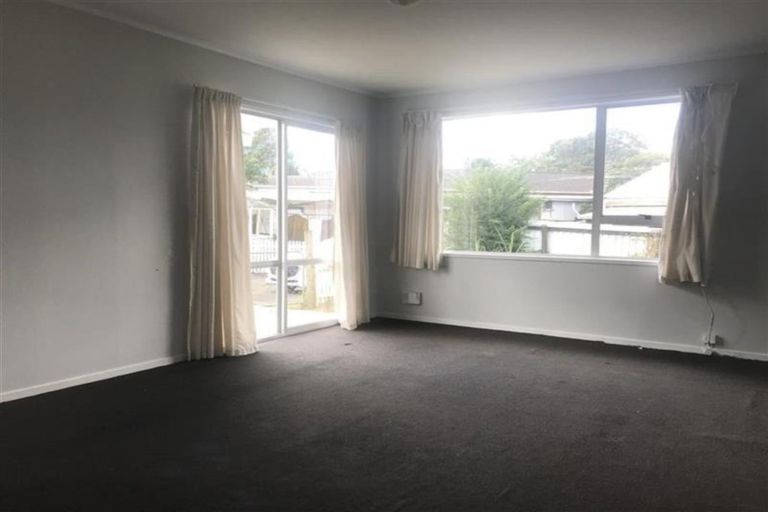 Photo of property in 10 Limond Street, Randwick Park, Auckland, 2105