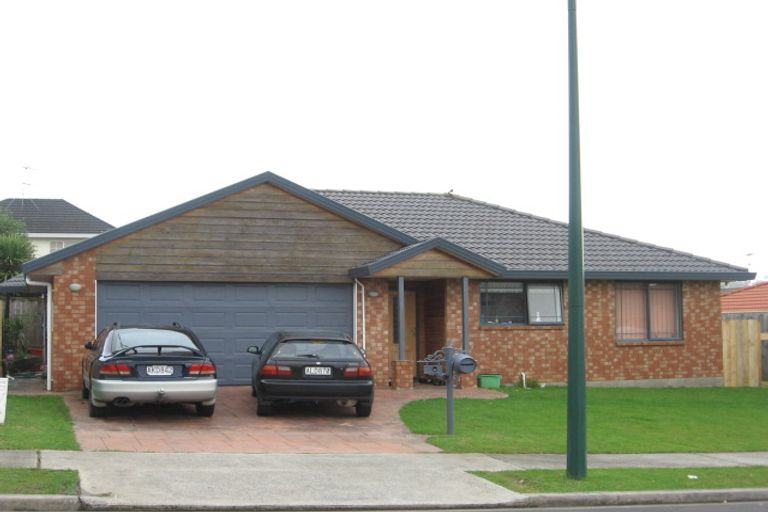 Photo of property in 8 Norman Close, The Gardens, Auckland, 2105