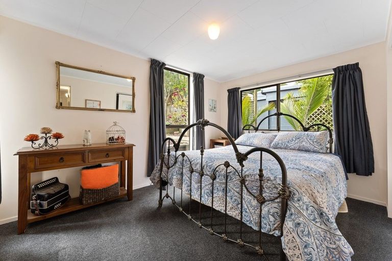 Photo of property in 45a Wallace Place, Westown, New Plymouth, 4310