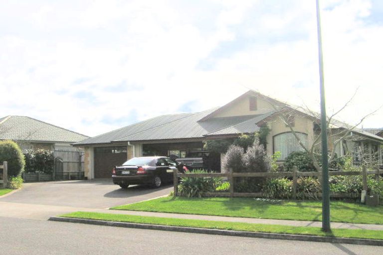 Photo of property in 5 Hoyte Place, Pukehangi, Rotorua, 3015