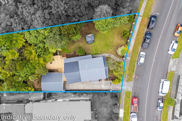 Photo of property in 13 King Charles Drive, Kingsley Heights, Upper Hutt, 5018