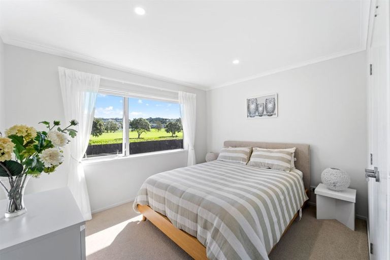 Photo of property in 232a Centreway Road, Orewa, 0931