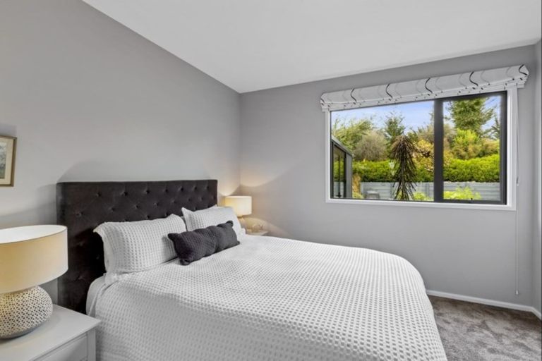 Photo of property in 27 Pendeen Crescent, Jacks Point, Queenstown, 9371