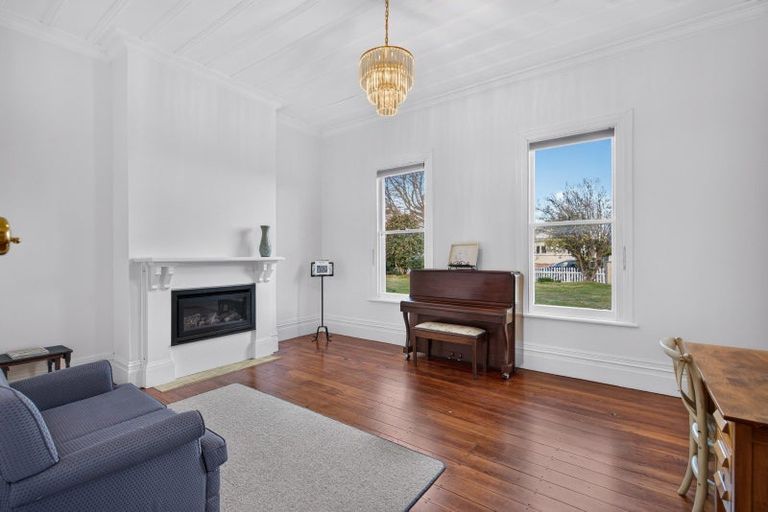 Photo of property in 302 Lyndon Road West, Hastings, 4122