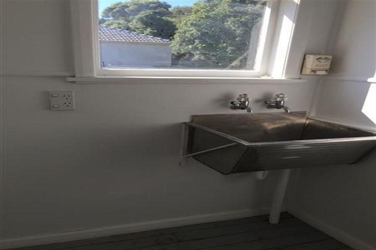 Photo of property in 37 Marlowe Street, Stoke, Nelson, 7011