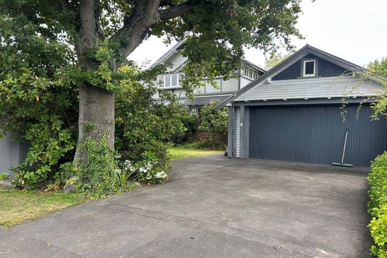 Photo of property in 39 Jacksons Road, Merivale, Christchurch, 8014