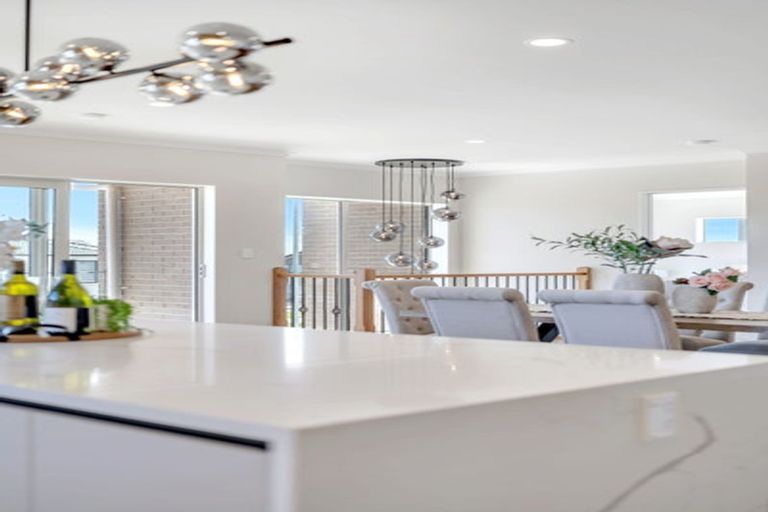 Photo of property in 25 Elevation Street, Flat Bush, Auckland, 2019