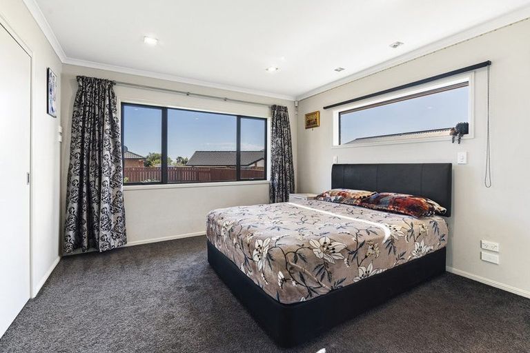 Photo of property in 5d James Drive, Bell Block, New Plymouth, 4312