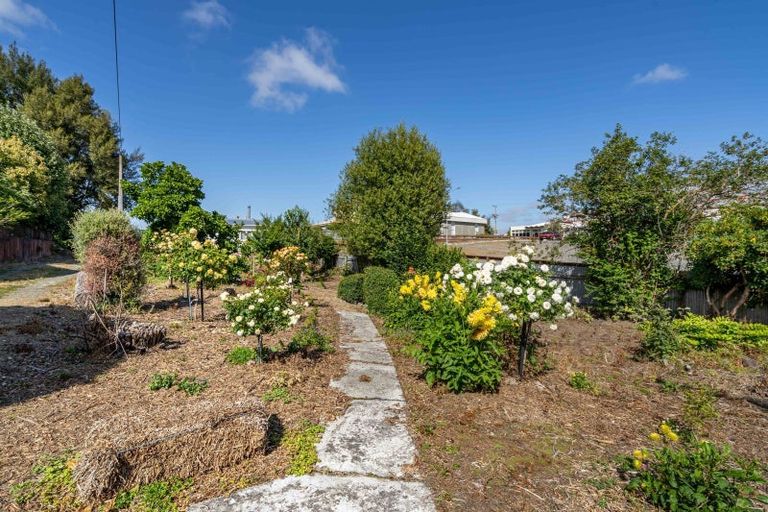 Photo of property in 23 Sussex Street, Tapanui, 9522