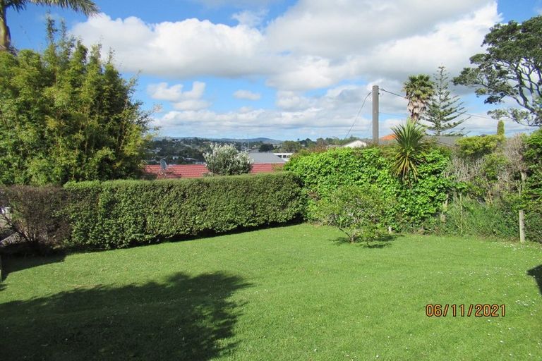 Photo of property in 97 Royal Road, Massey, Auckland, 0614