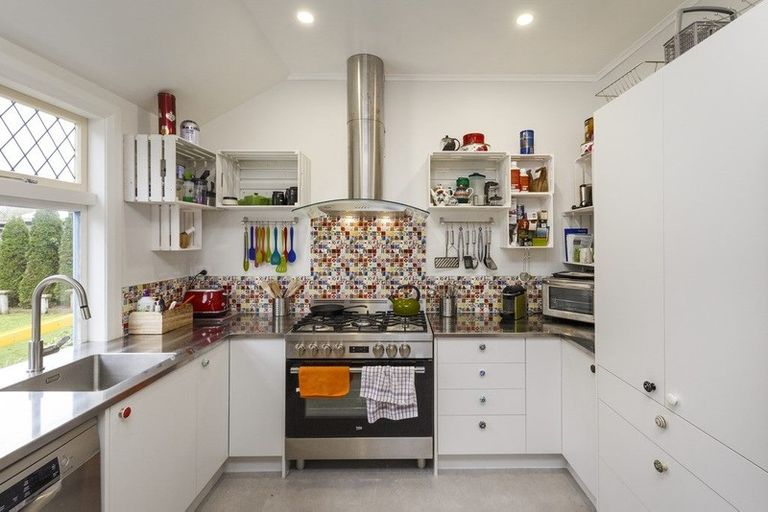 Photo of property in 23 Rainforth Street, Roslyn, Palmerston North, 4414