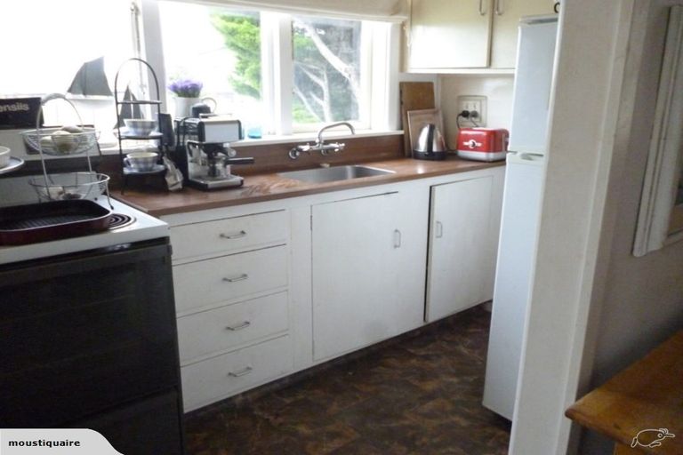 Photo of property in 109 Pacific Road, North New Brighton, Christchurch, 8083