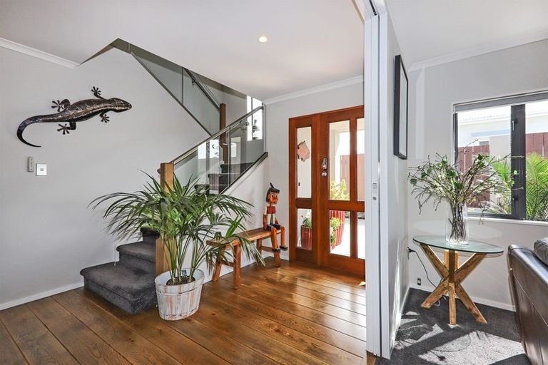 Photo of property in 66 The Esplanade, Westshore, Napier, 4110