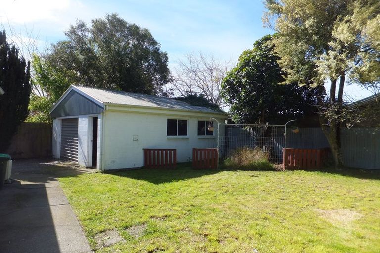 Photo of property in 4 Aileen Place, Upper Riccarton, Christchurch, 8041