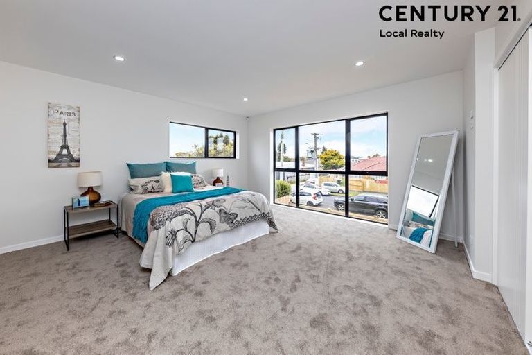 Photo of property in 2b Bunnythorpe Road, Papakura, 2110