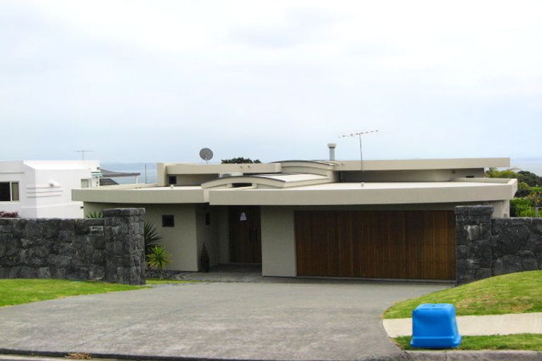 Photo of property in 18 Pacific Parade, Army Bay, Whangaparaoa, 0930