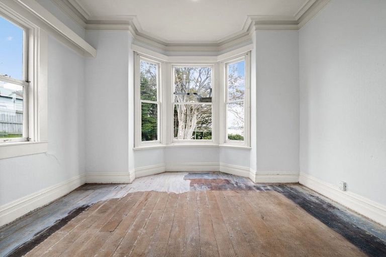 Photo of property in 76 South Road, The Glen, Dunedin, 9011