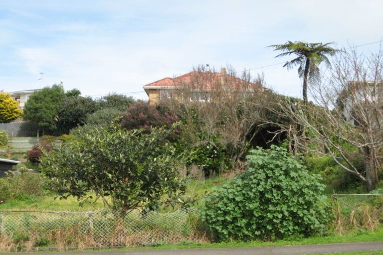 Photo of property in 73 Mould Street, Waitara, 4320